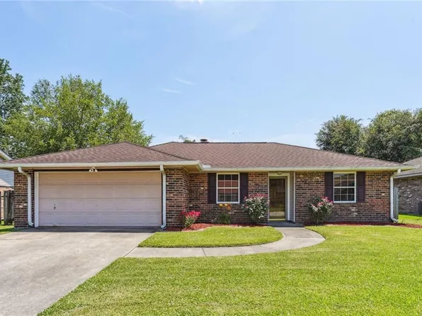 209 Kepler Lake Ct, Slidell, LA 70461