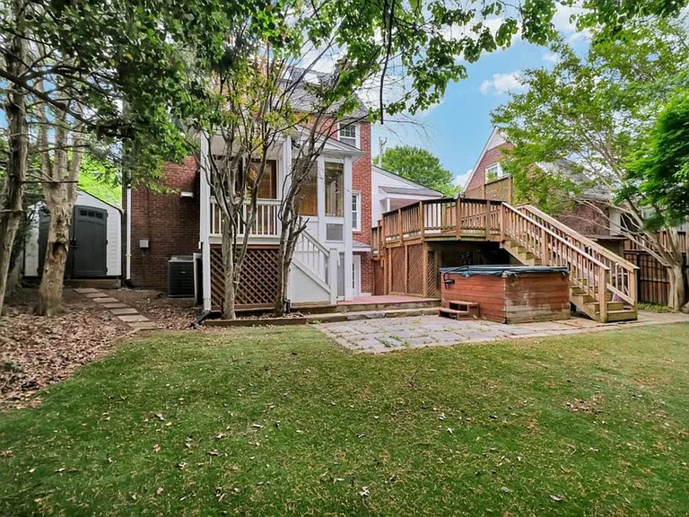 1706 N Glebe Rd — Photo 36