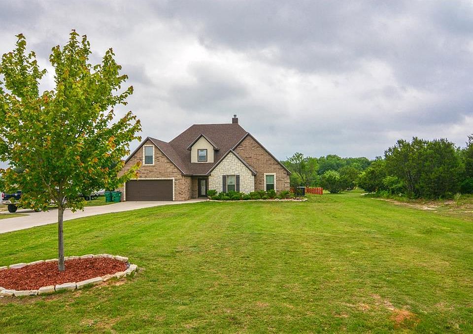 1st image of 2115 Hills Ct