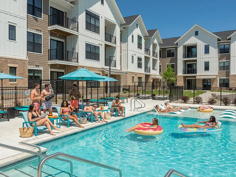 Homestead Luxury Apartments