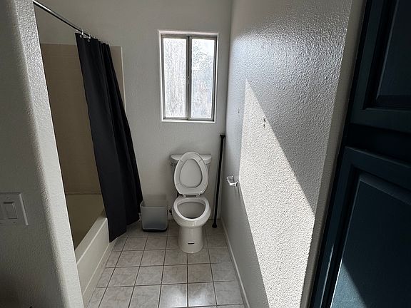 4th image of 5405 Cow Town Ln