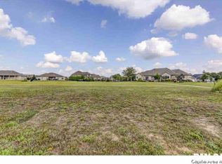 314 Ramblewood Dr, Chatham, IL 62629