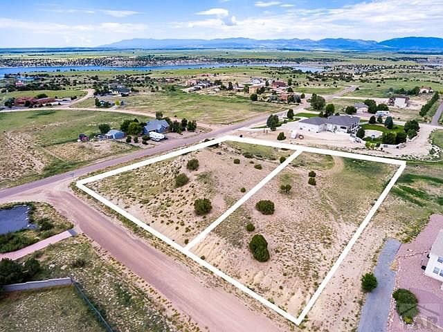 1st image of 1085 S Caida Del Sol Dr