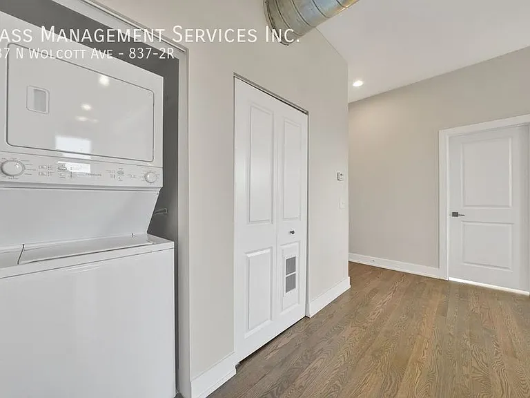837 N Wolcott Ave #2R — Photo 9