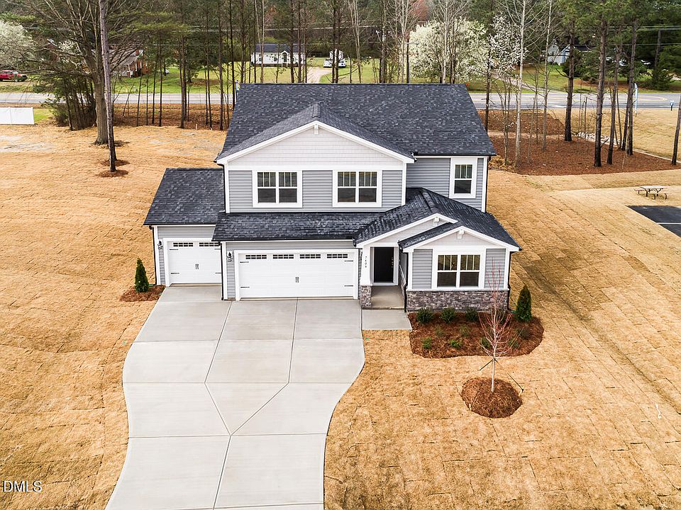 1st image of 18 Gablestone Dr