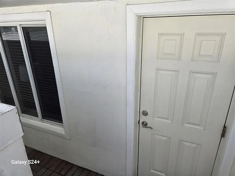 108.5 Eastlake Way #UP — Photo 15