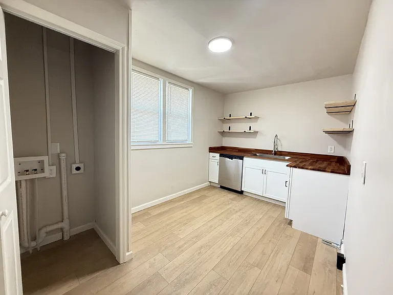 3131 Conner Dr #8 — Photo 21