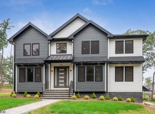 11 Eagles Nest Ter, West Milford, NJ 07480