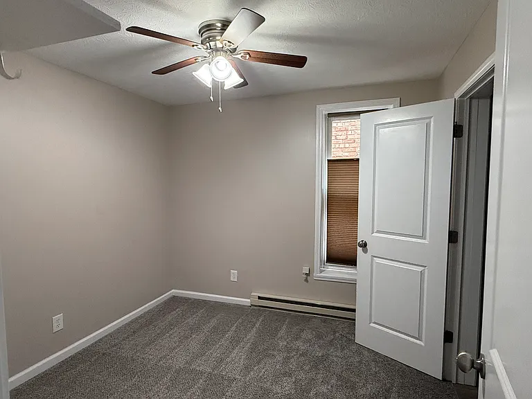 414 S Main St #B — Photo 15