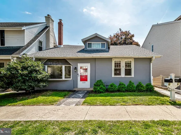223 E 10th Ave, Conshohocken, PA 19428