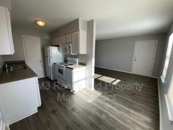 1606 E Kansas City Rd APT 4