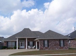 256 Lansdown Dr, Houma, LA 70360