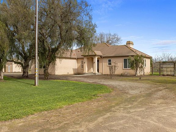 2nd image of 2306 Young Rd