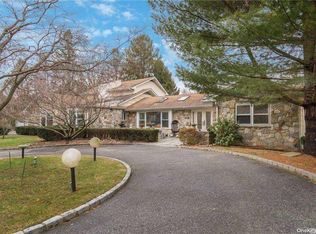 335 Jericho Tpke, Old Westbury, NY