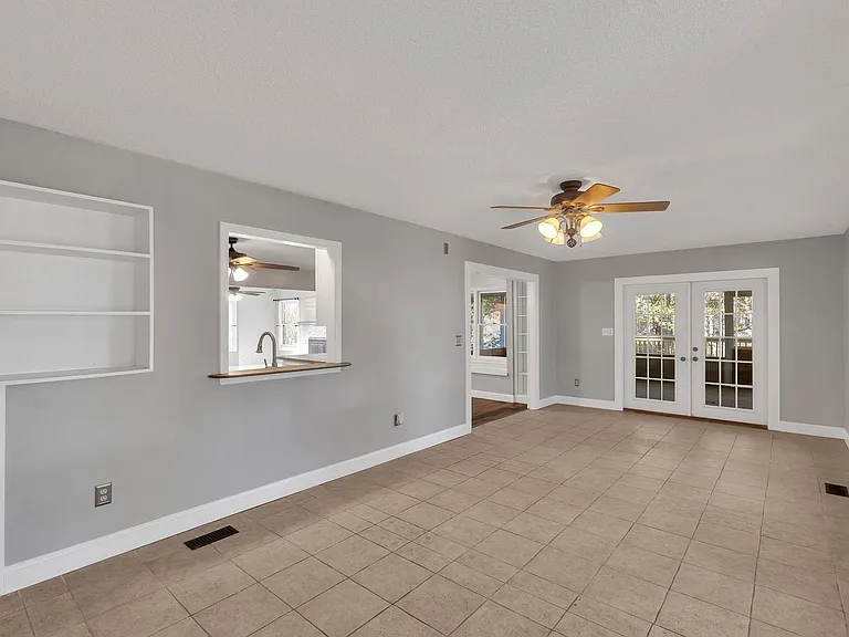107 Dockside Dr — Photo 6