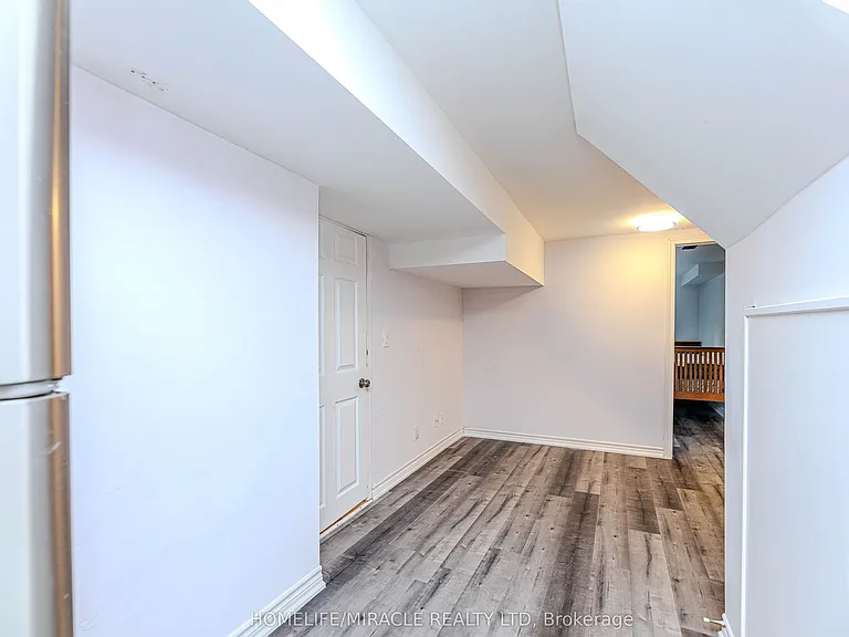 851 Bennett Ct — Photo 38