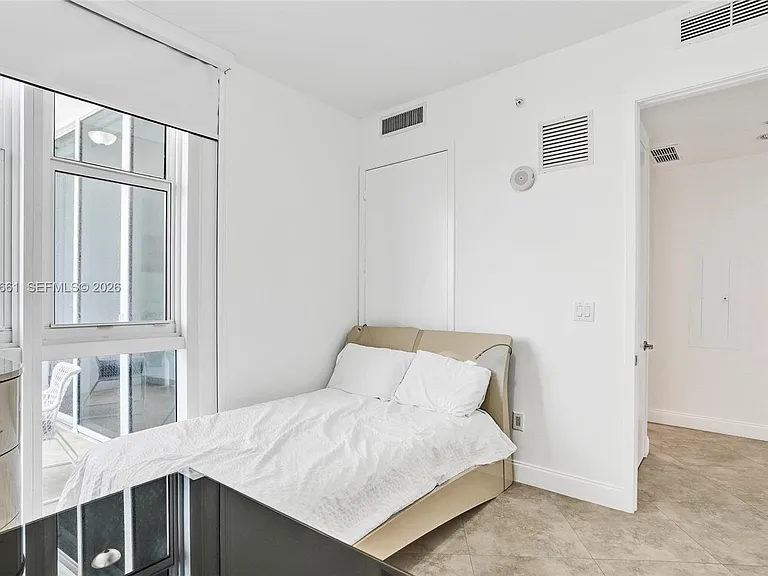 18201 Collins Ave #4705 — Photo 44