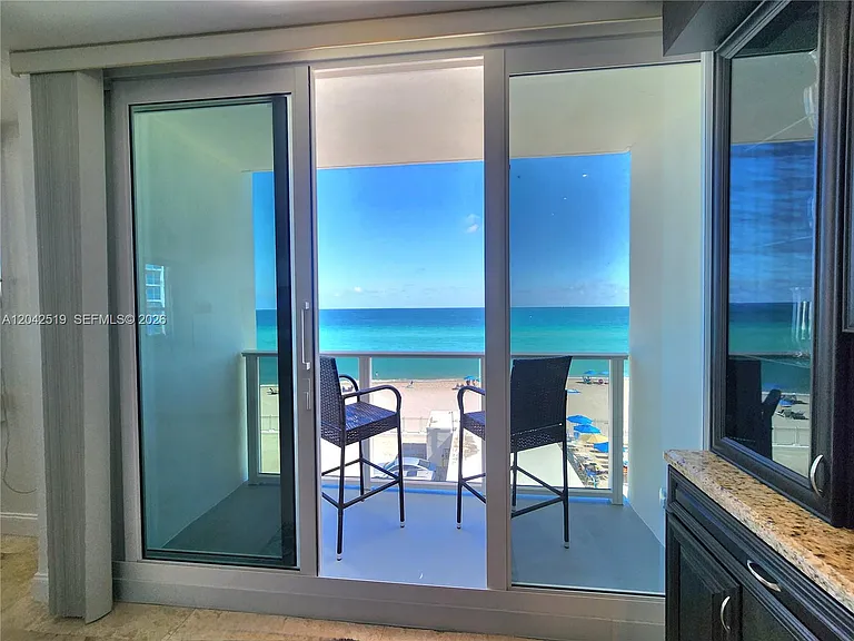 3505 S Ocean Dr #412 — Photo 6