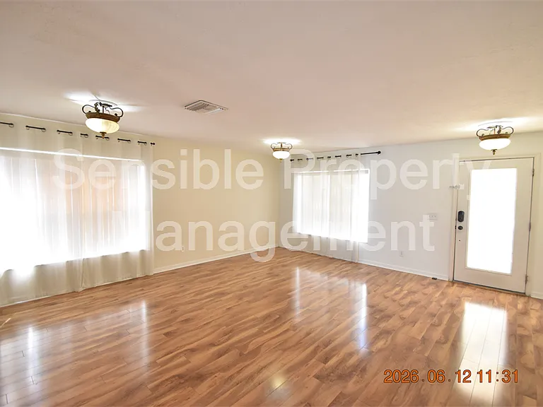 10924 Subtle Trail Dr — Photo 2