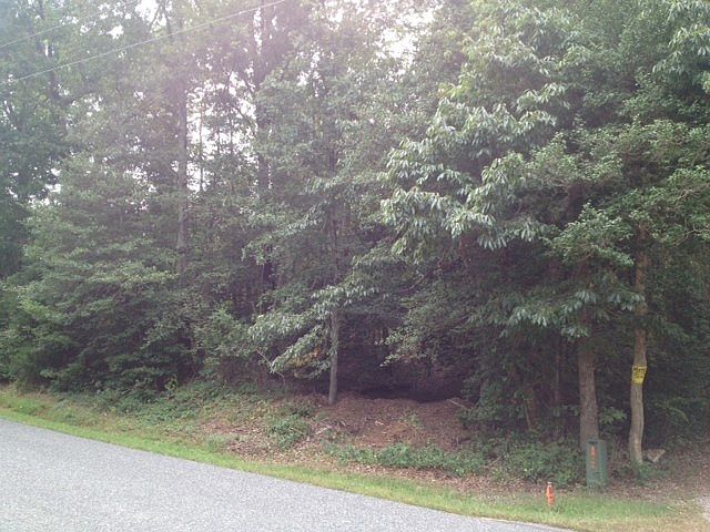 2nd image of 2908 Enfield Rd