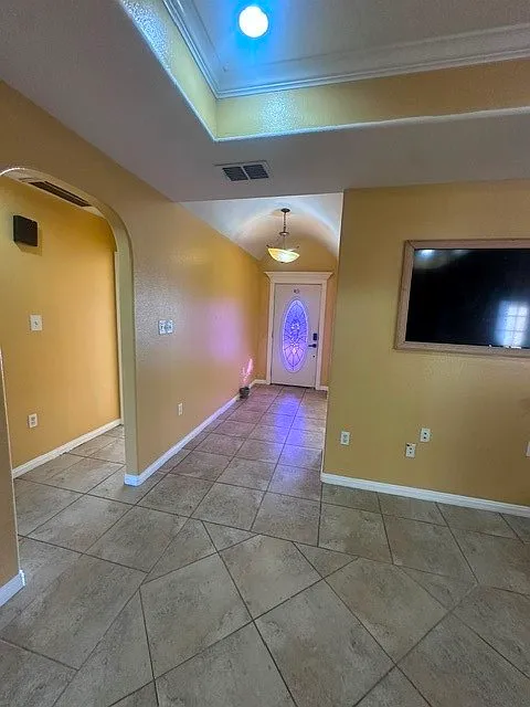 4 bed, 1433 sqft, $2,150 — Photo 2