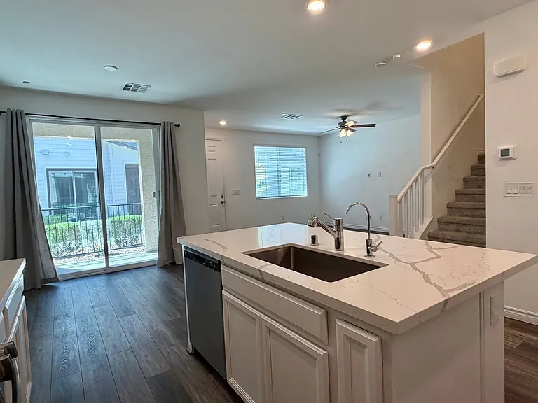 7360 Decatur Blvd #3 — Photo 4