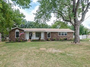 161 Indian Lake Rd, Hendersonville, TN 37075