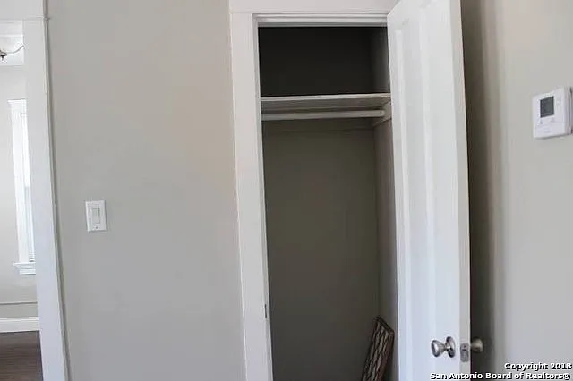 628 S Saint Marys St #200 — Photo 16