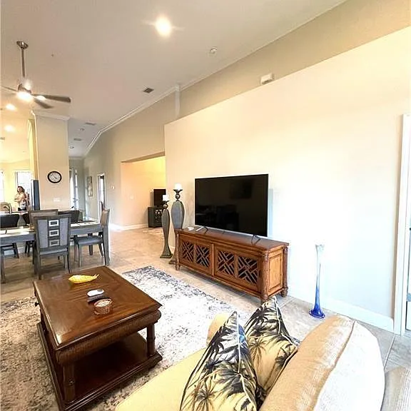 9426 Benvenuto Ct #203 — Photo 18