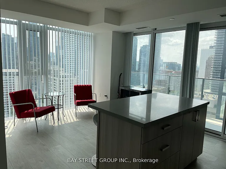 50 Wellesley St E #2610 — Photo 4