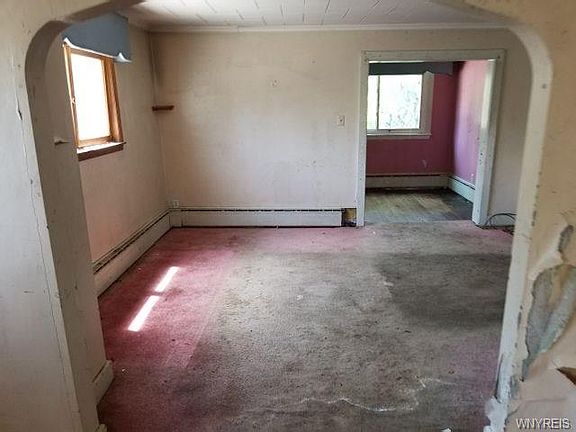 3rd image of 71 Long Ave