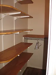 Rented by Vivian Oleen, LREB