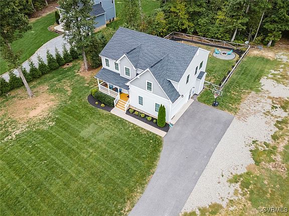 4th image of 12012 Millay Dr