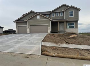 20909 Nebraska Ave, Elkhorn, NE 68022