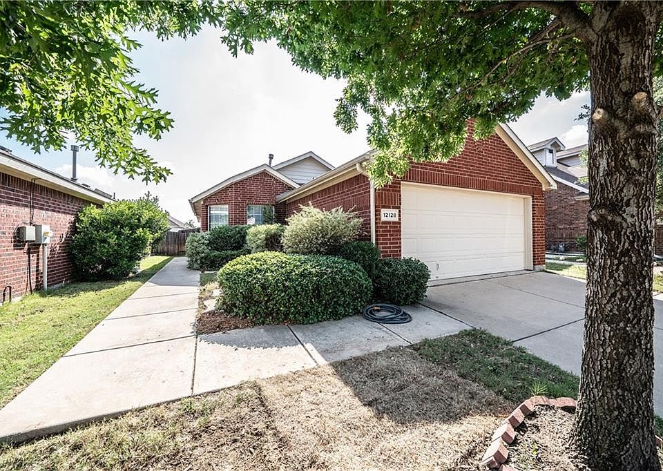 1st image of 12128 Thicket Bend Dr