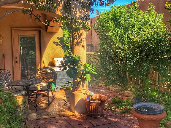 Private and lush patio. 