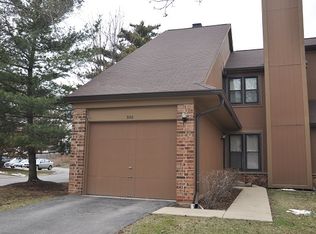 300 Partridge Ln, Wheeling, IL 60090