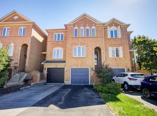 410 Fairgate Way, Oakville, ON L6H6Y1
