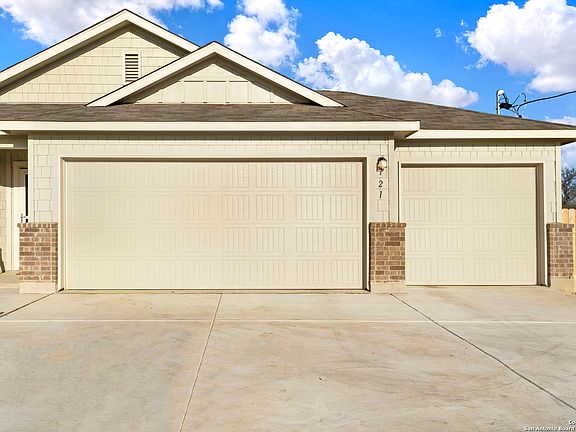 5th image of 121 Cheyenne Dr