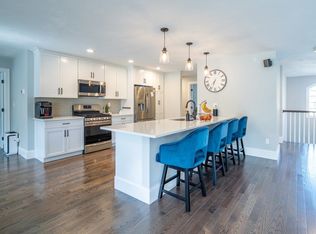 70 Lebaron Blvd #10, Lakeville, MA 02347