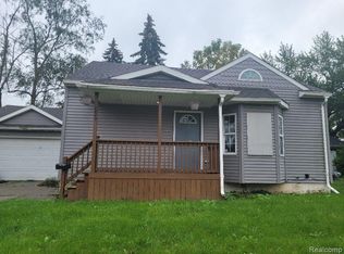 2449 Gibson St, Flint, MI 48503