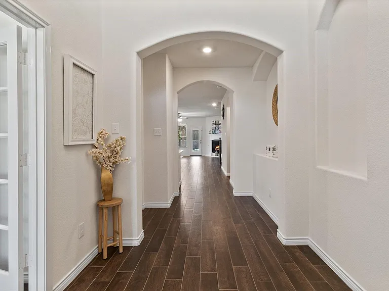 2919 Jasper Trl — Photo 6