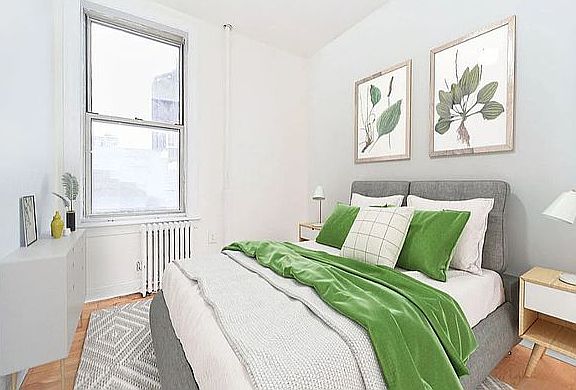 4th image of 243 E 18th St #21