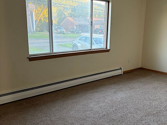 5th image of 1104 Front St #1
