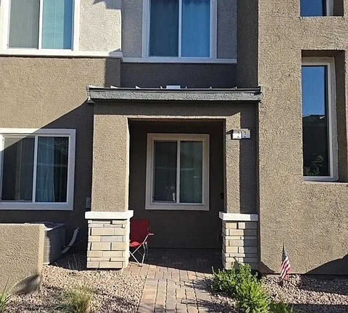 Cadence Townhouse 2 bed 3 bath — Photo 2