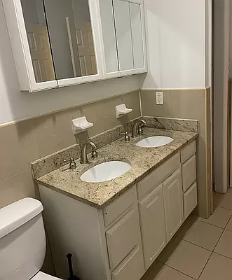 Rented by Jonis Realty | media 6