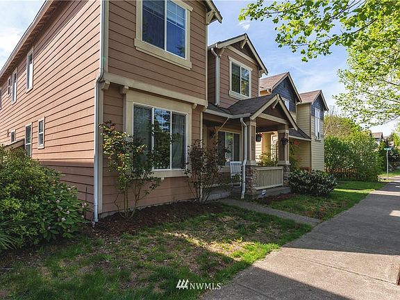 2nd image of 5605 Parkside Dr SE