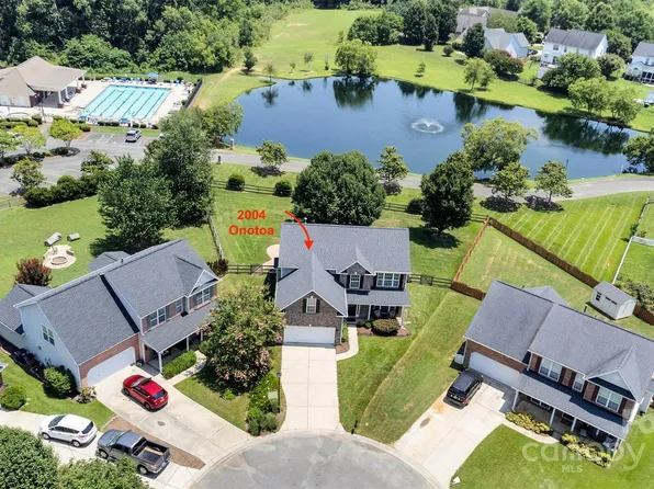 2004 Onotoa Dr, Indian Trail, NC 28079