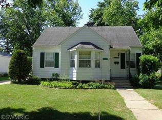 1986 Lewis Dr, Niles, MI 49120