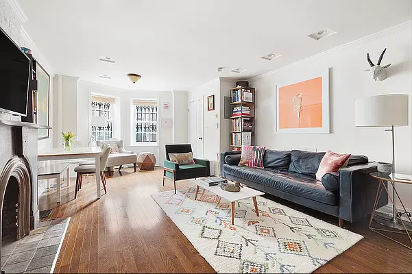 Rented by Compass | media 3